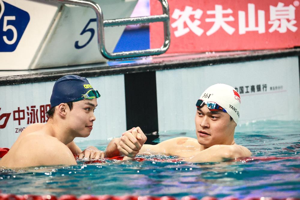 对决中